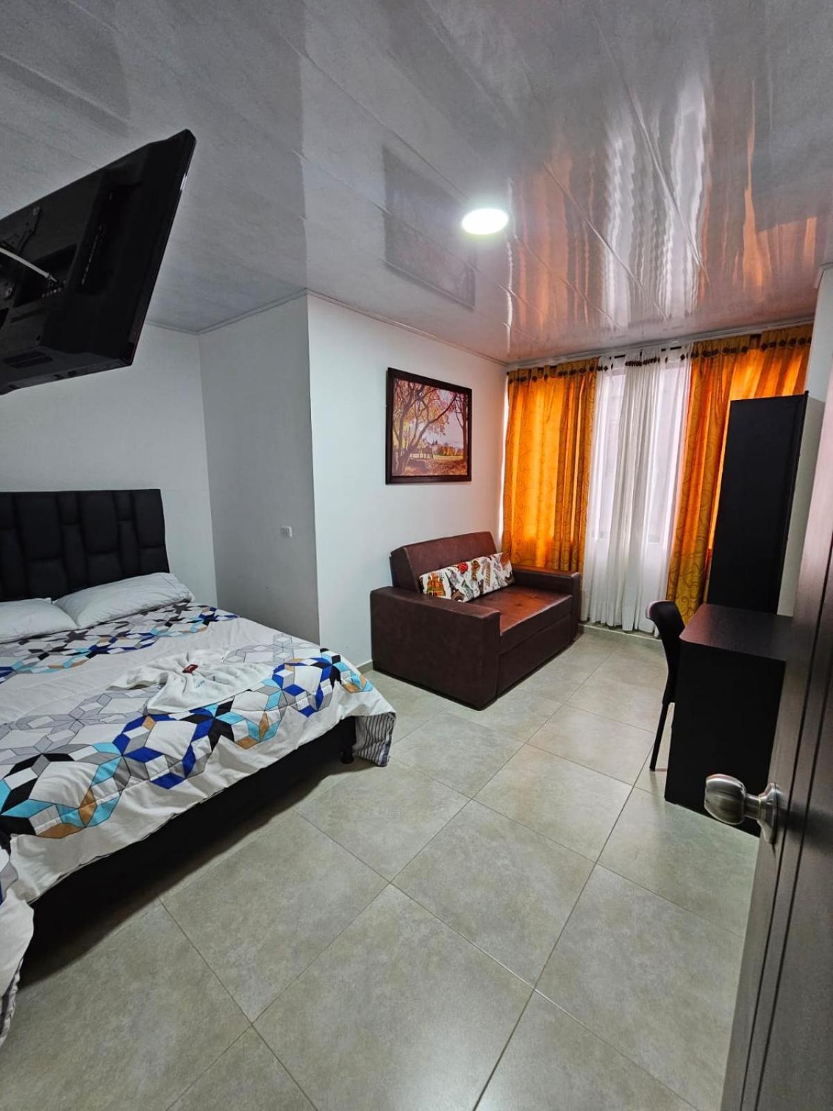 Hotel Big Ben Malaga Santander Εξωτερικό φωτογραφία