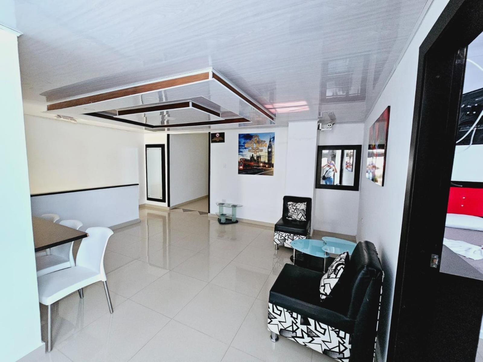 Hotel Big Ben Malaga Santander Εξωτερικό φωτογραφία