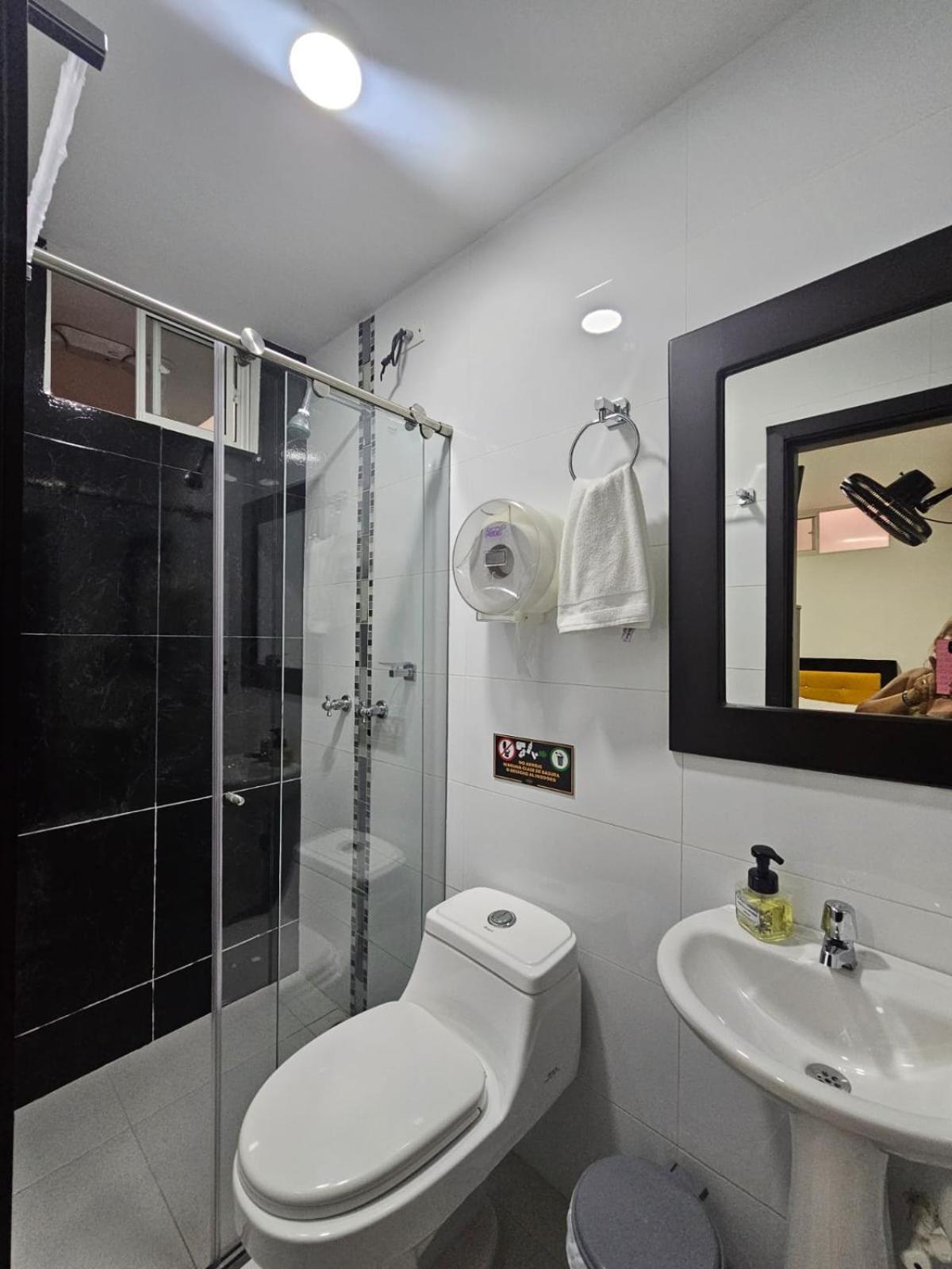 Hotel Big Ben Malaga Santander Εξωτερικό φωτογραφία