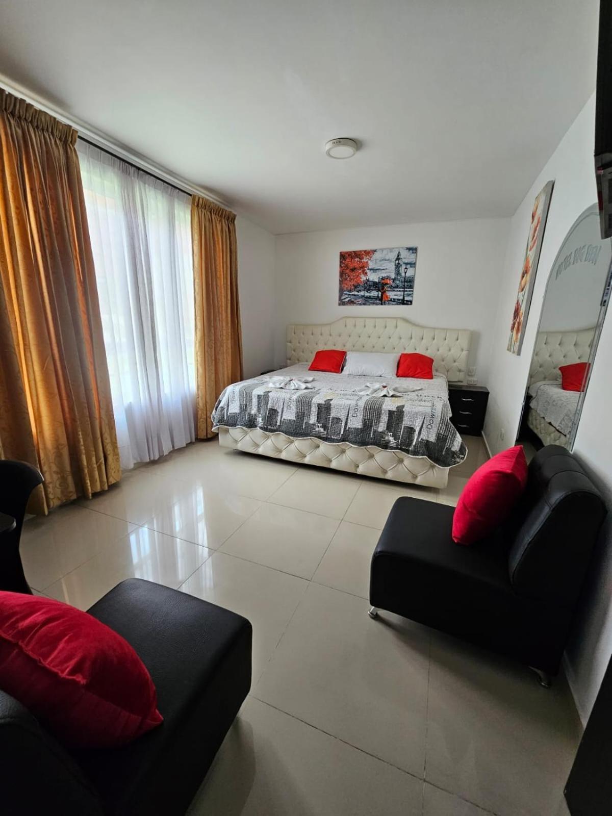 Hotel Big Ben Malaga Santander Εξωτερικό φωτογραφία