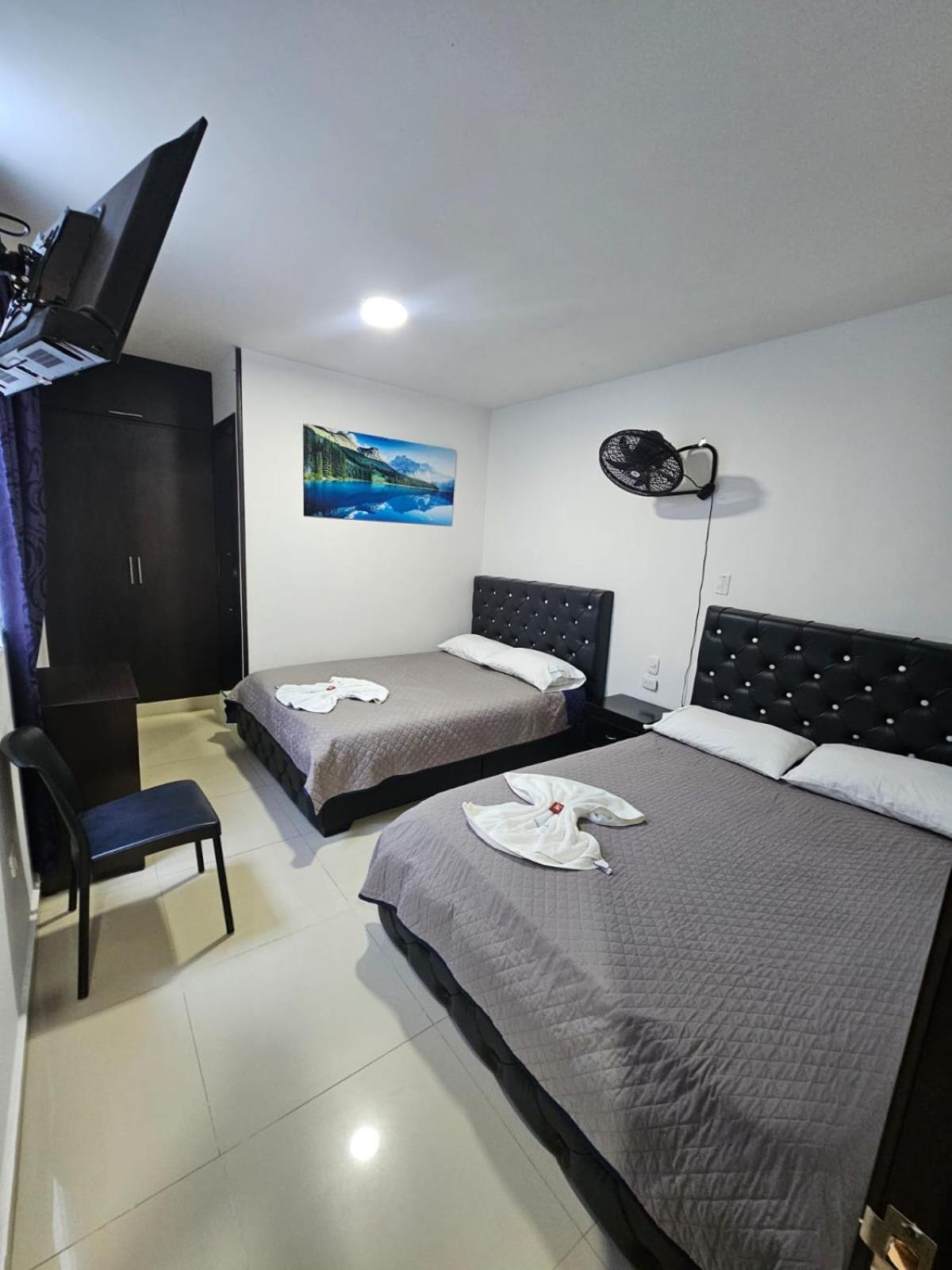 Hotel Big Ben Malaga Santander Εξωτερικό φωτογραφία